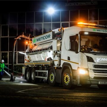 Tanker and Engineer at night - Green Metcor Top